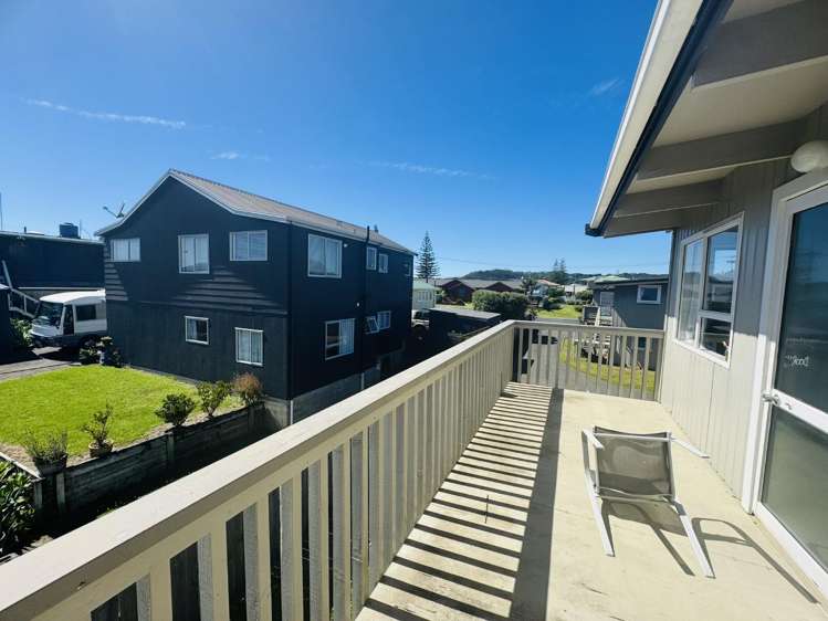 1B Bruce Street (Upstairs) Whitianga_13