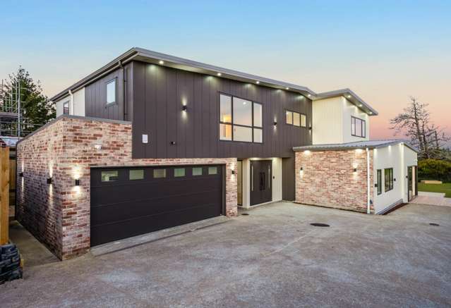 A Rare Urban Sanctuary with Designer Living