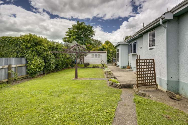 703 Park Road South Akina_15