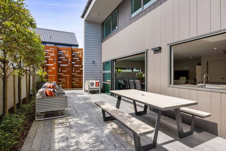 54A Buller Street New Plymouth_16