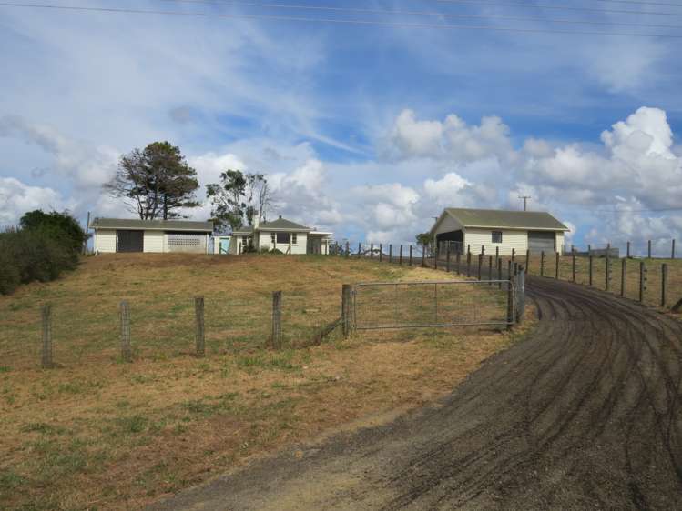 59 Metcalfe Road Ngahinapouri_9