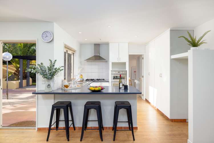 19a Lake Terrace Road Burwood_5