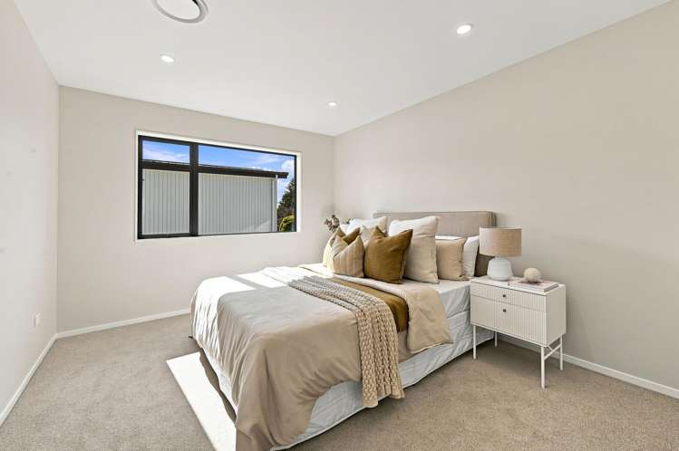 17D Rock Isle Road Torbay_17