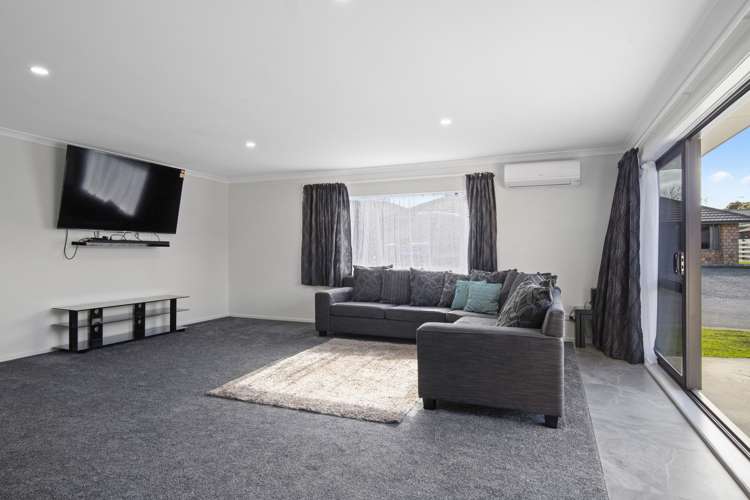 13 Lieshout Way Pukekohe_4