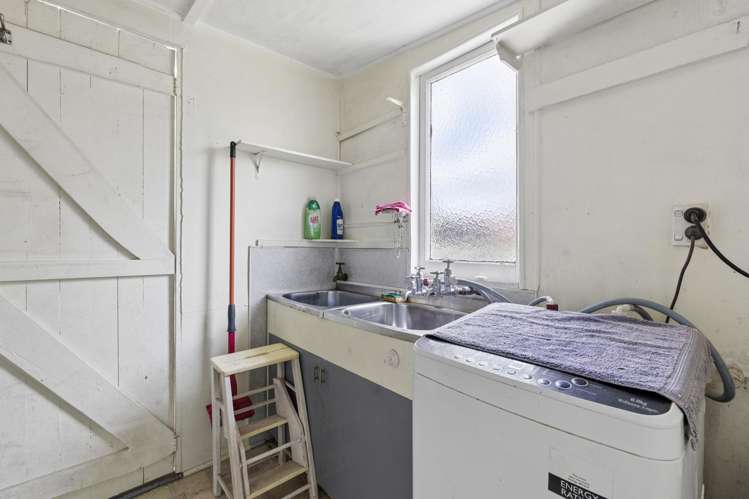 46 Renown Road Waikokowai_12