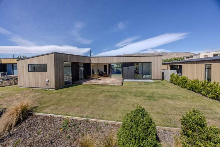 44 Stackbrae Avenue Wanaka_32