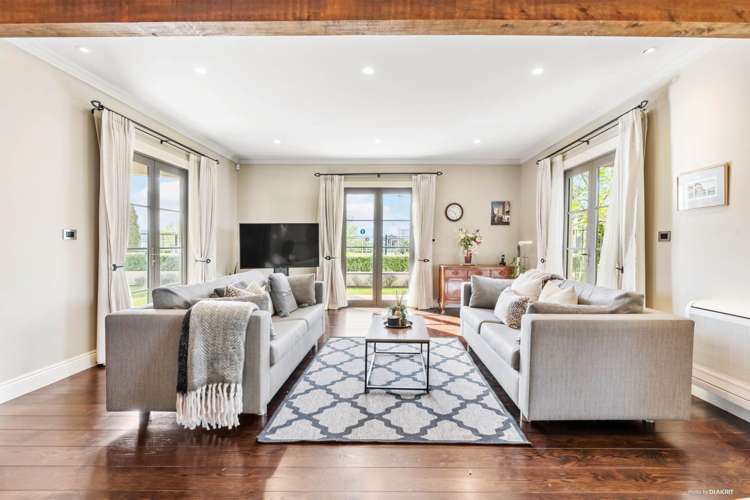 2 Lombardia Way Karaka_2