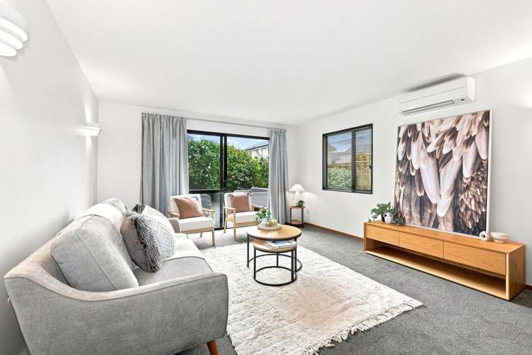6/249 Kilmore Street_1