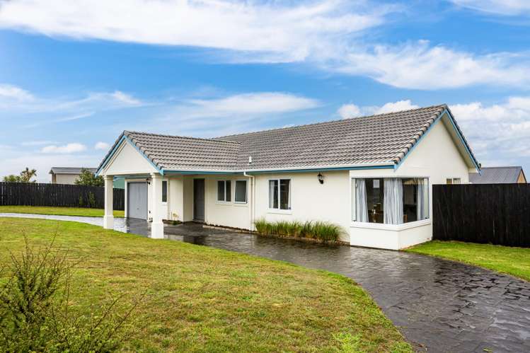 2 Coventry Close_5