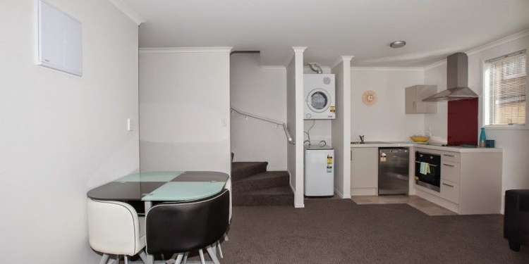 4/167 Knighton Road Hillcrest_3