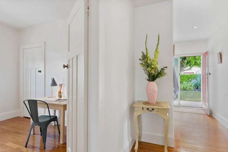 5 Niccol Avenue Narrow Neck_21