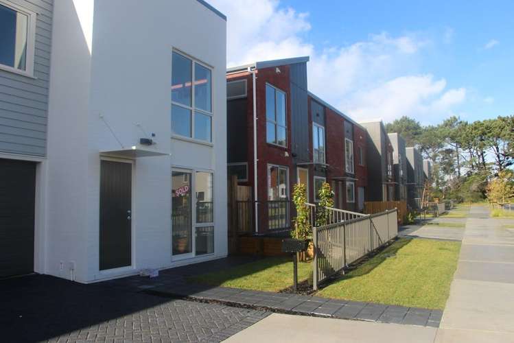 29 Ambar Ridge Avenue Massey_1