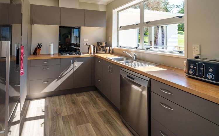 45 Worker Road_5