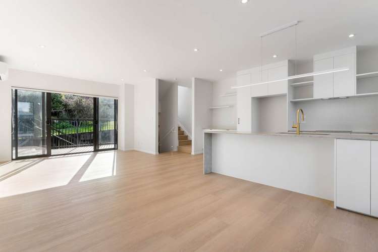 35C & D Lynden Avenue Hillcrest_18