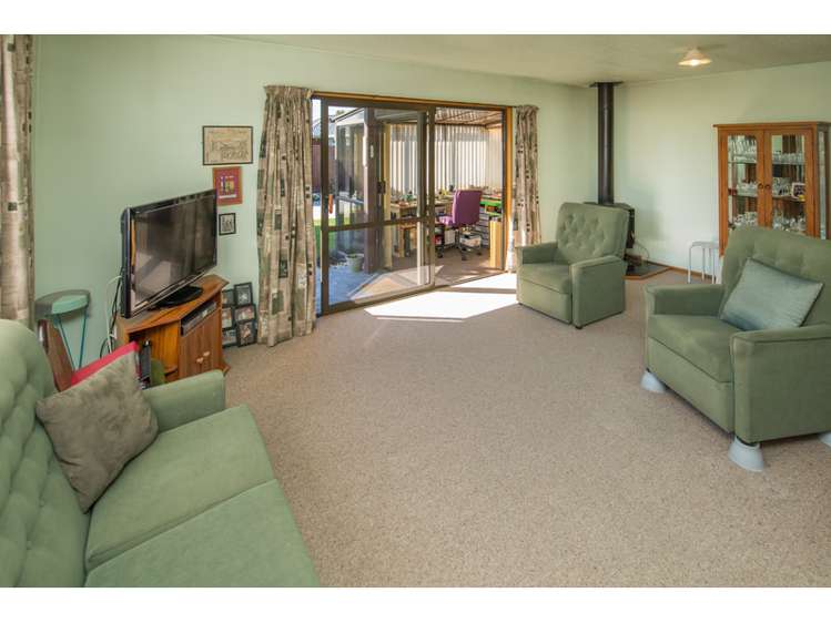 6 Peebles Drive Hei Hei_8