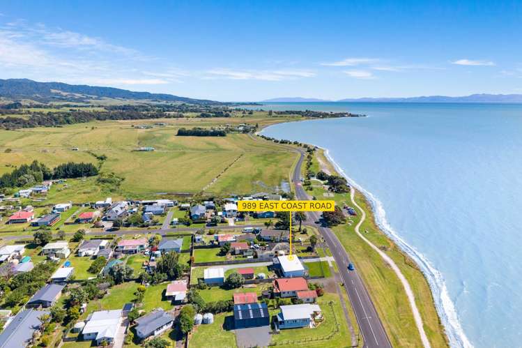 989 East Coast Road Kaiaua_36