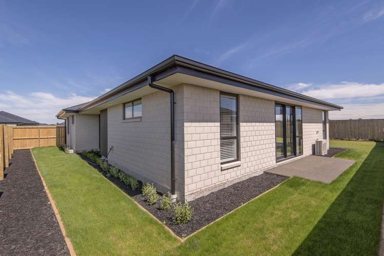 57 Northmoor Boulevard Rolleston_19