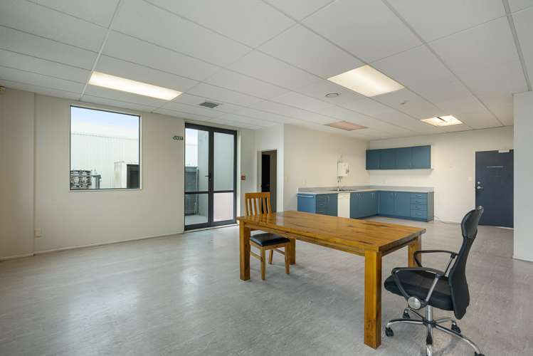 9 Cessna Place Mt Maunganui_11