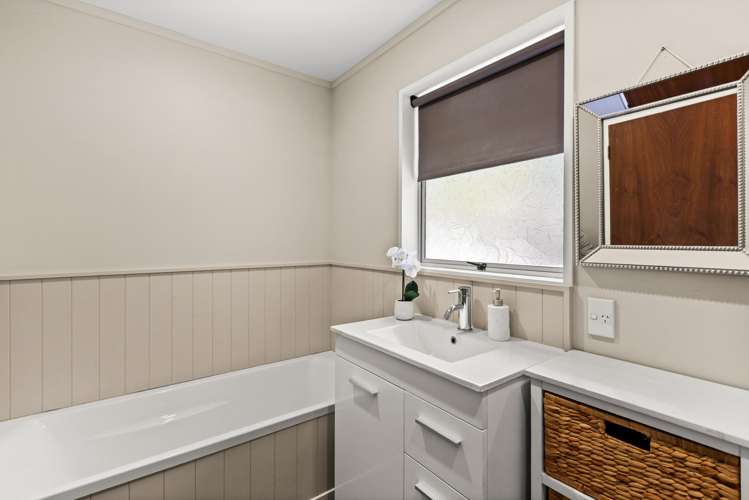 4A Lucy Road Bluff Hill_9