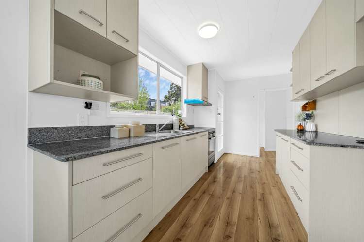 36 Rotoiti Avenue Pakuranga Heights_12