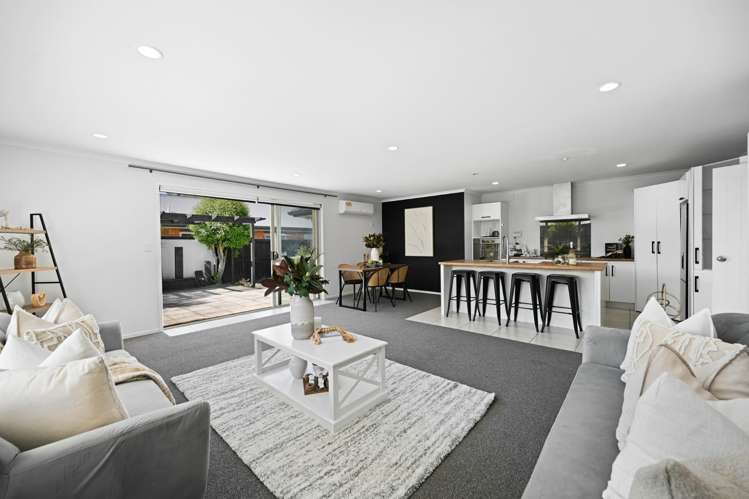 48 Thomas Road Huntington_8