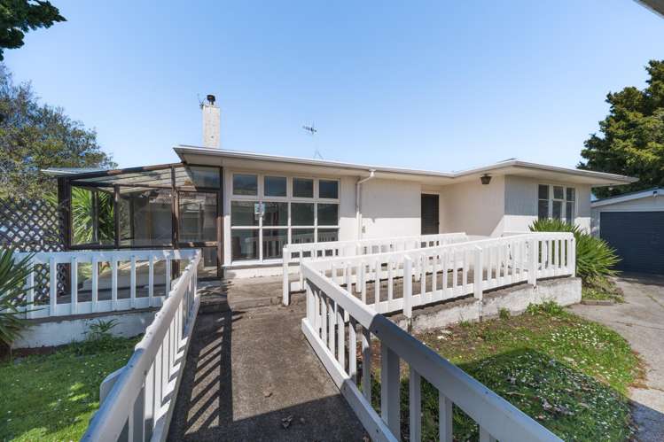 8 Lewis Place Highbury_14