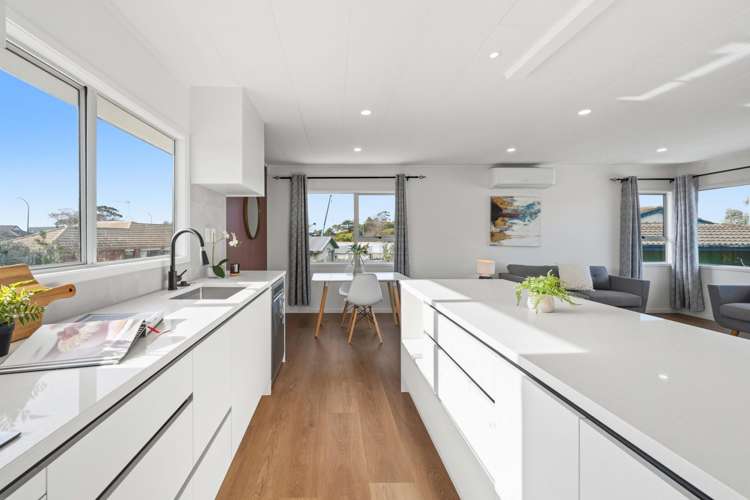 70 Archboyd Avenue_5