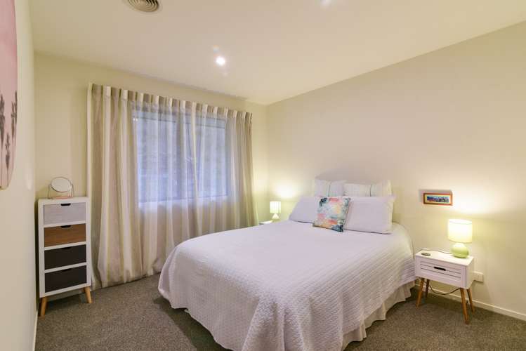 66 Myles Way Lower Shotover_9