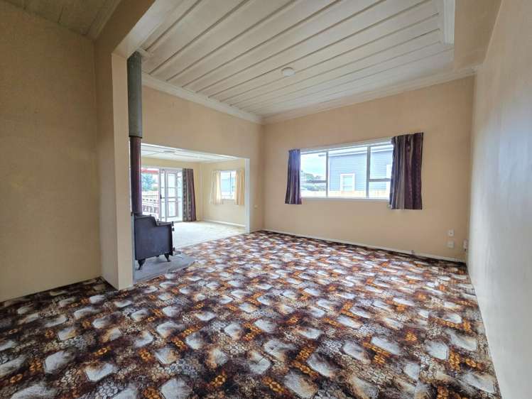 249 Sewell Street Hokitika_9