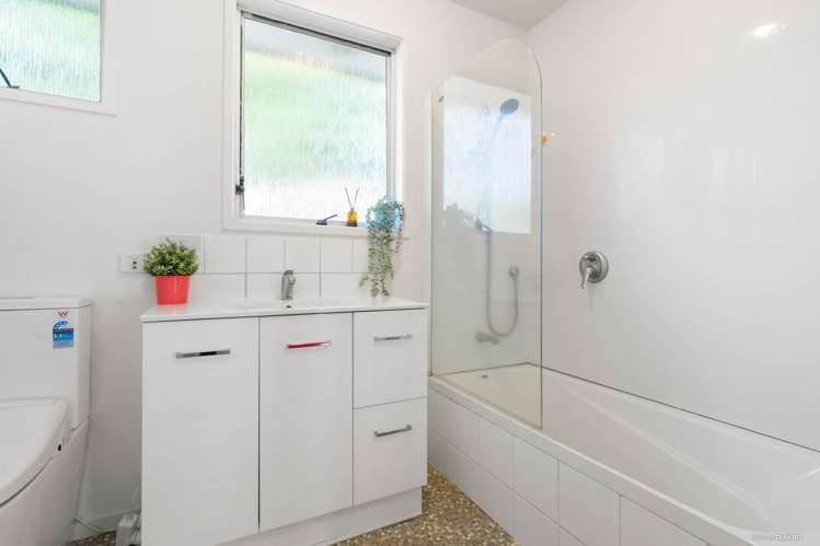 1/5 Classic Grove Bayview_10