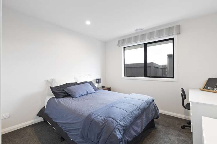 2 Corsica Court Fitzherbert_13