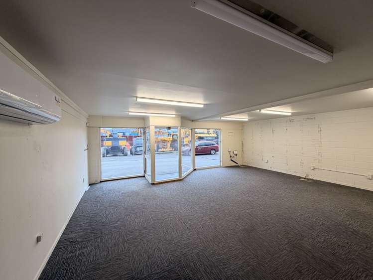 7/33 Pito-One Road Korokoro_2