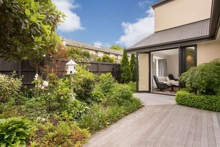 25b Garden Road Merivale_12