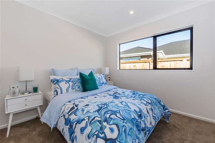 3 Walnut Road Riverhead_12