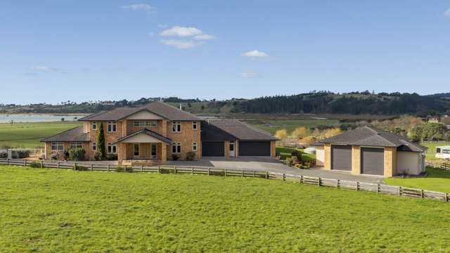 Whitford’s Grand Estate