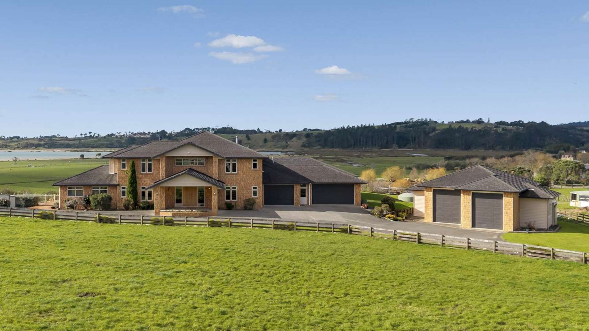 48 Porterfield Road Whitford_0