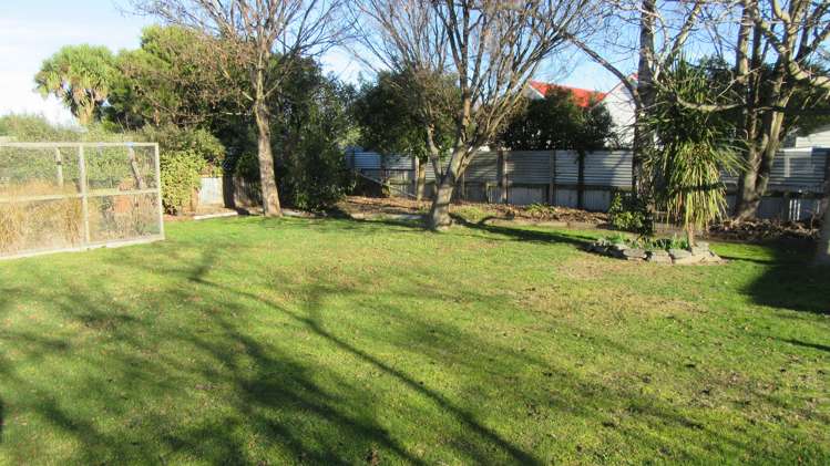 19 Coronation Street Waimate_12