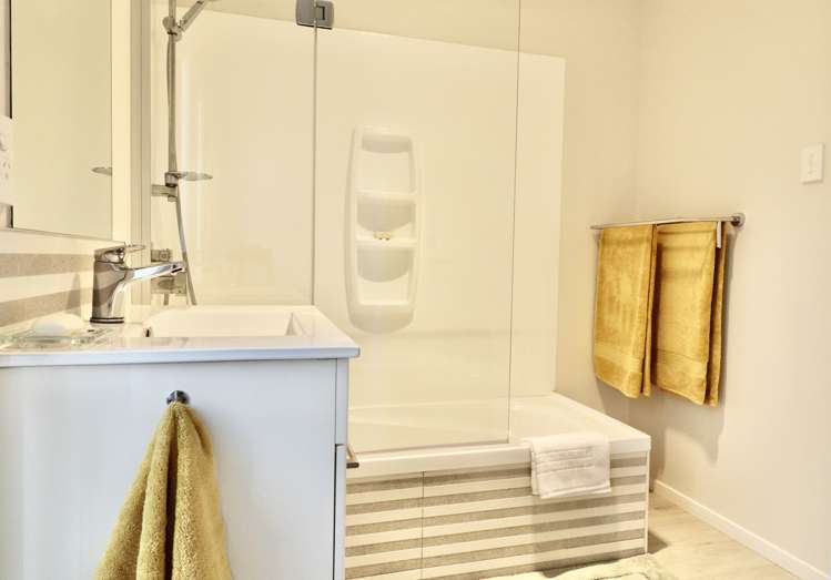 12 Hunter Street Karamea_10