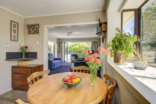 5 Collins Drive Waikuku Beach_4