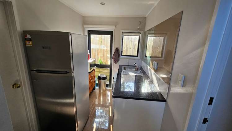 19a Crystal Avenue Glendene_21