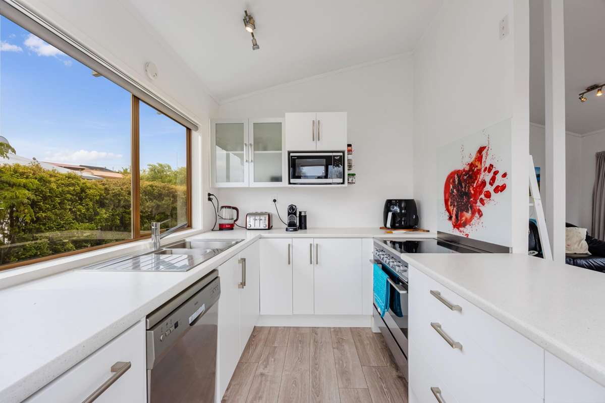 11 Snells Beach Road_1