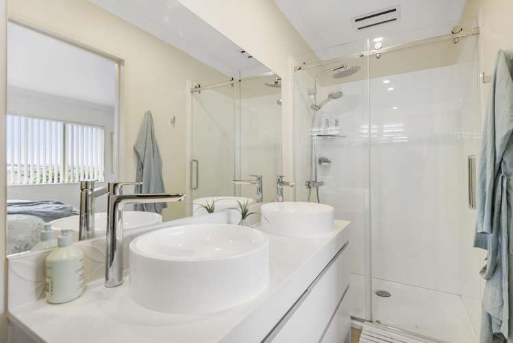 2 Columbia Crescent Beachlands_38