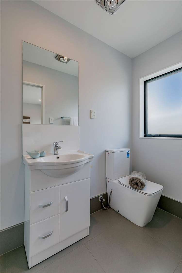 1/25 Kennington Drive Clendon Park_8