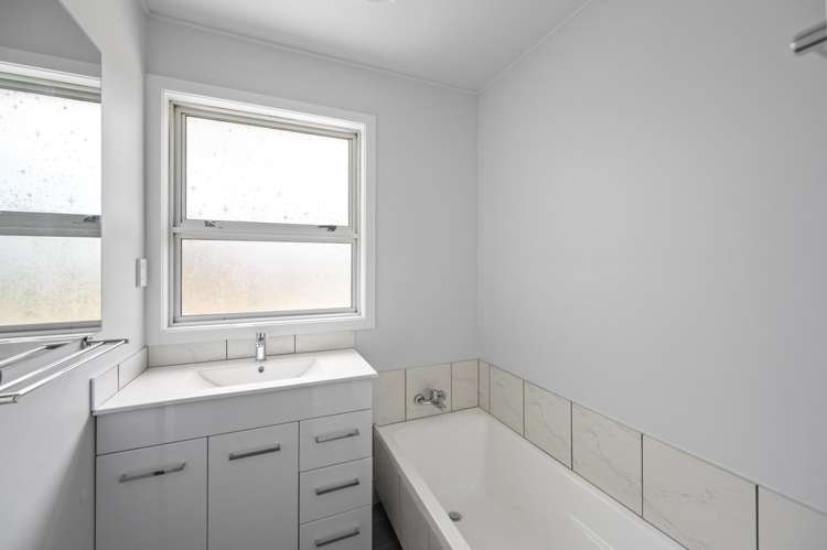 48 Dover Road Flaxmere_8