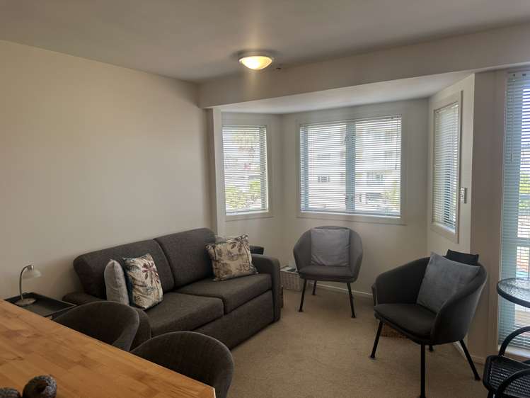 9/3c Harrison Road Mount Wellington_4