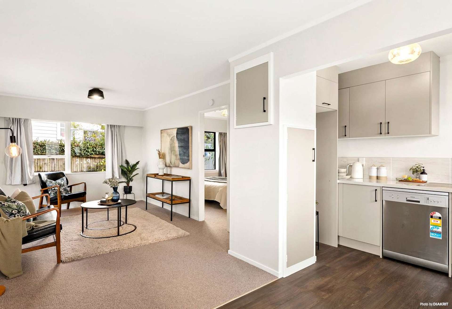 2/49 Western Springs Road Morningside_0