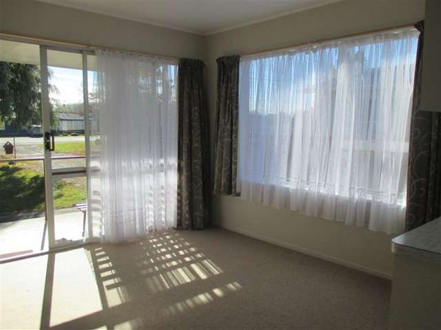 411 Kimbolton Road Feilding_3