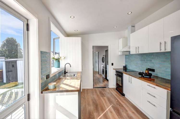 40 Eastbourne Street Caversham_10
