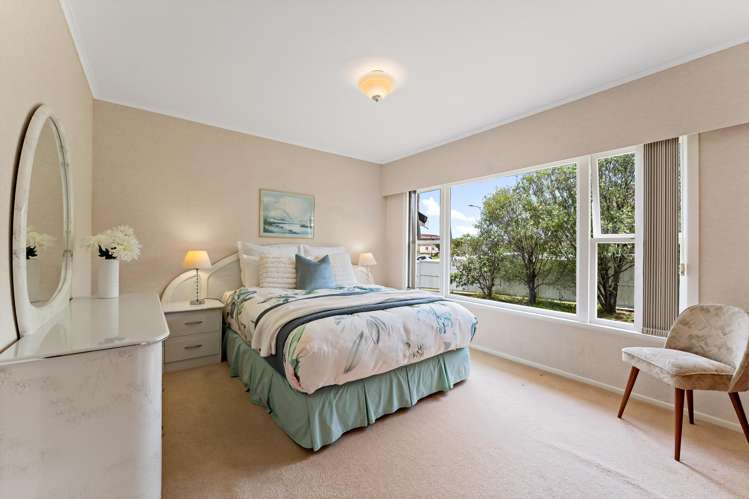 8 Sorrel Crescent Bucklands Beach_15