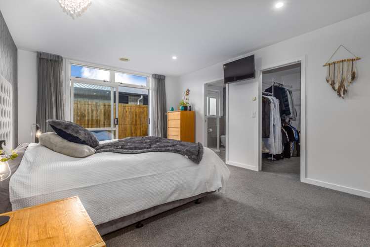 39 Waipunahau Road Waikanae_12